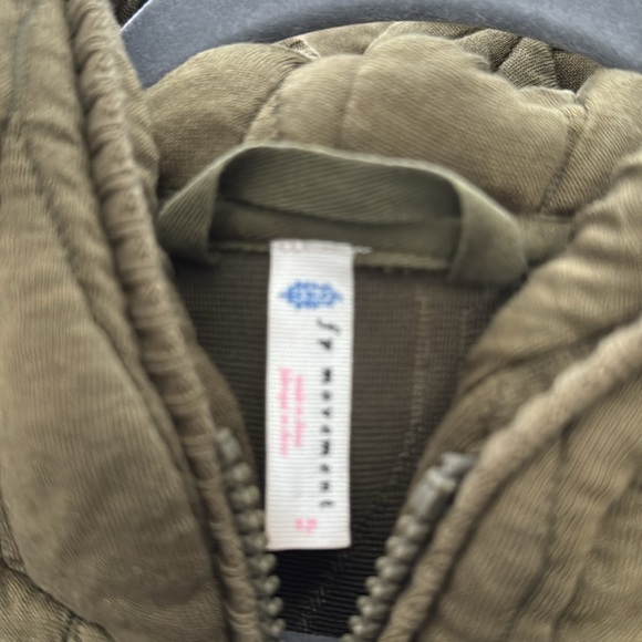 FreePeople brand hooded vest size small - Picture 7 of 13